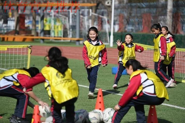 2023亚足联女足日丨小小梦想绿茵绽放 2023亚足联女足日丨小小梦想绿茵绽放